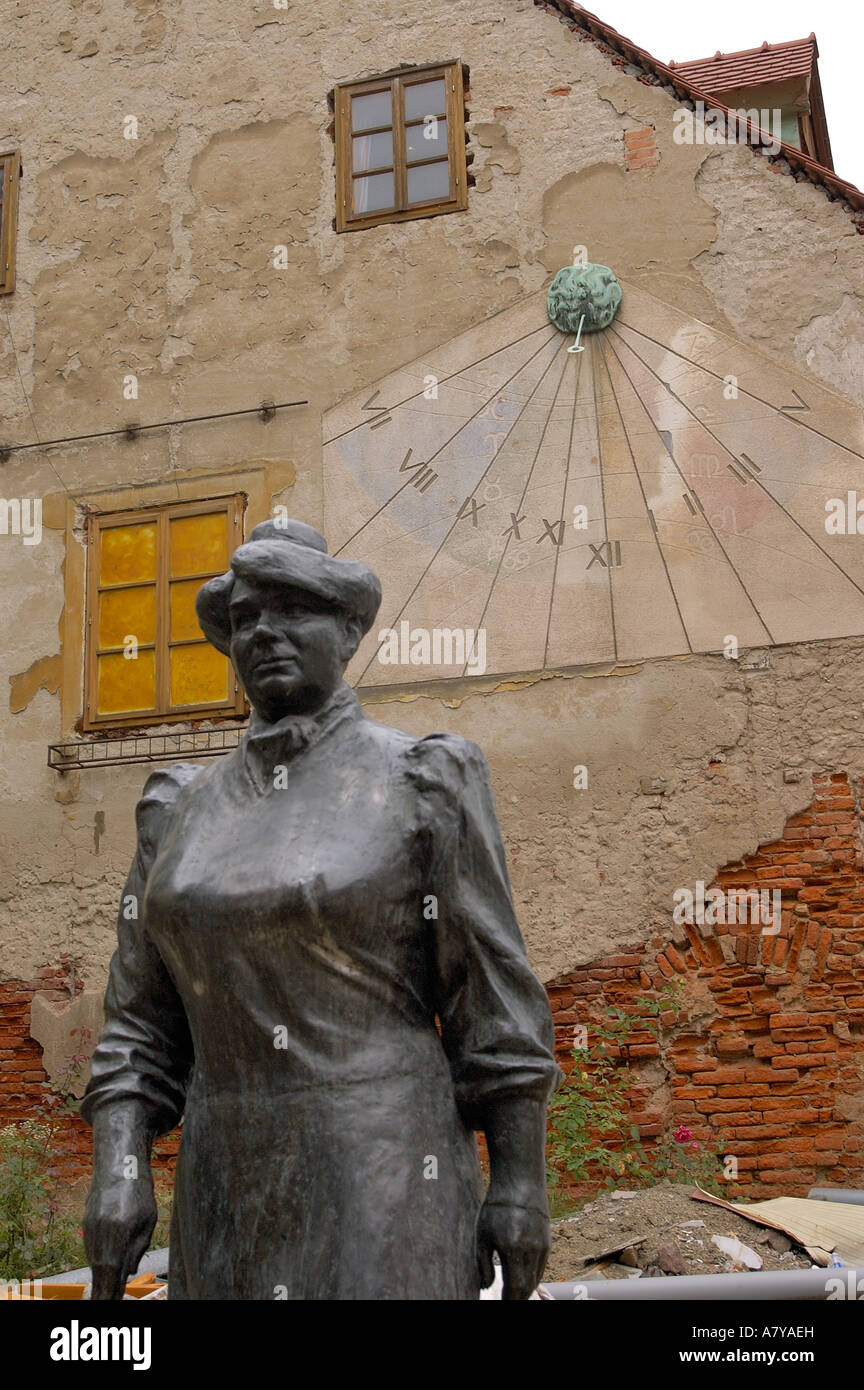 Kroatien, Zagreb, Unterstadt, Statue von Marija Jurić Zagorka Stockfoto