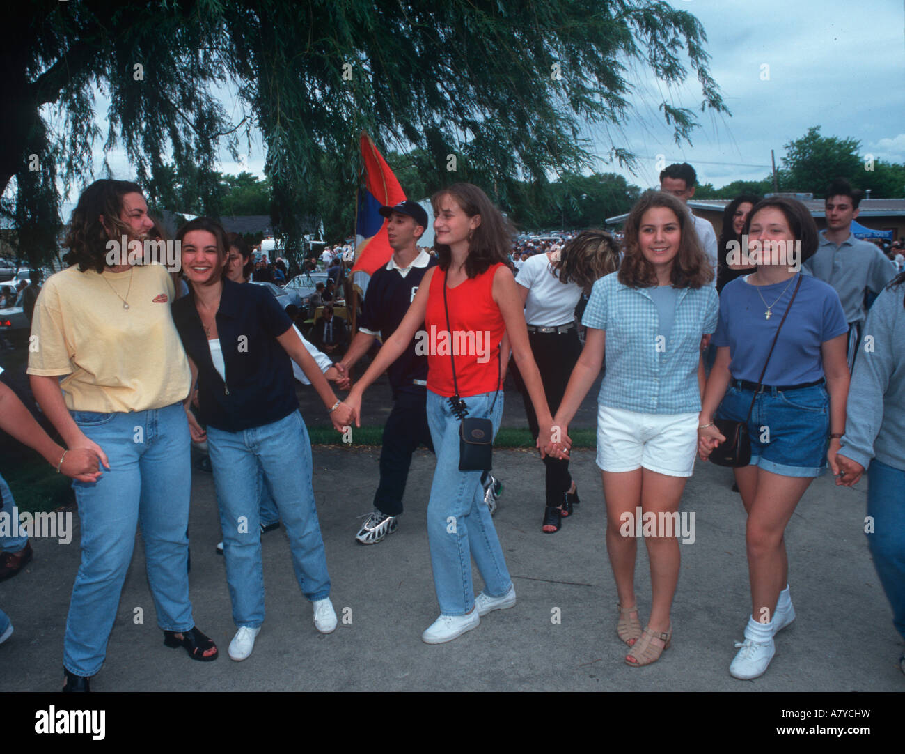 Kolo dance -Fotos und -Bildmaterial in hoher Auflösung – Alamy