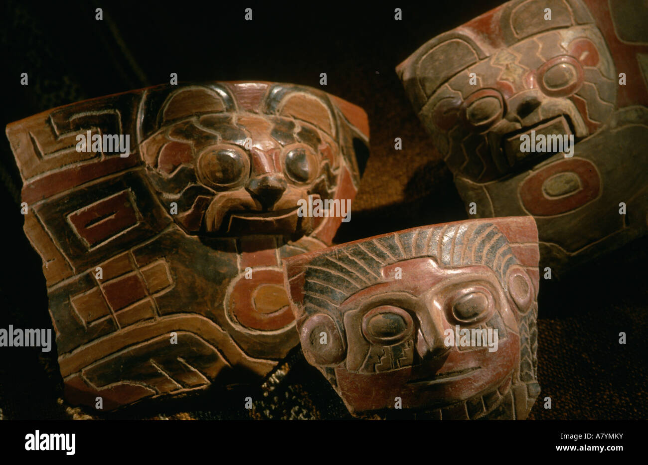 Wari Keramikscherben, Imperien der Sonne, Peru, Wari, Huari, Universidad Nacional de San Antonio Abad del Cusco, Peru Stockfoto