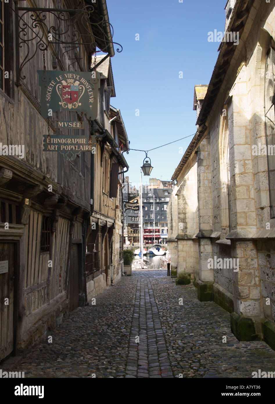 Alte Straße Honfleur Normandie Frankreich Stockfoto