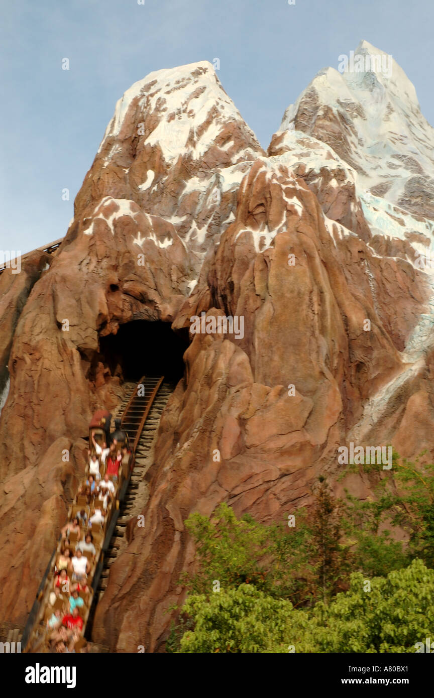 Walt Disney World Expedition Everest Berg-und Talfahrt Stockfoto