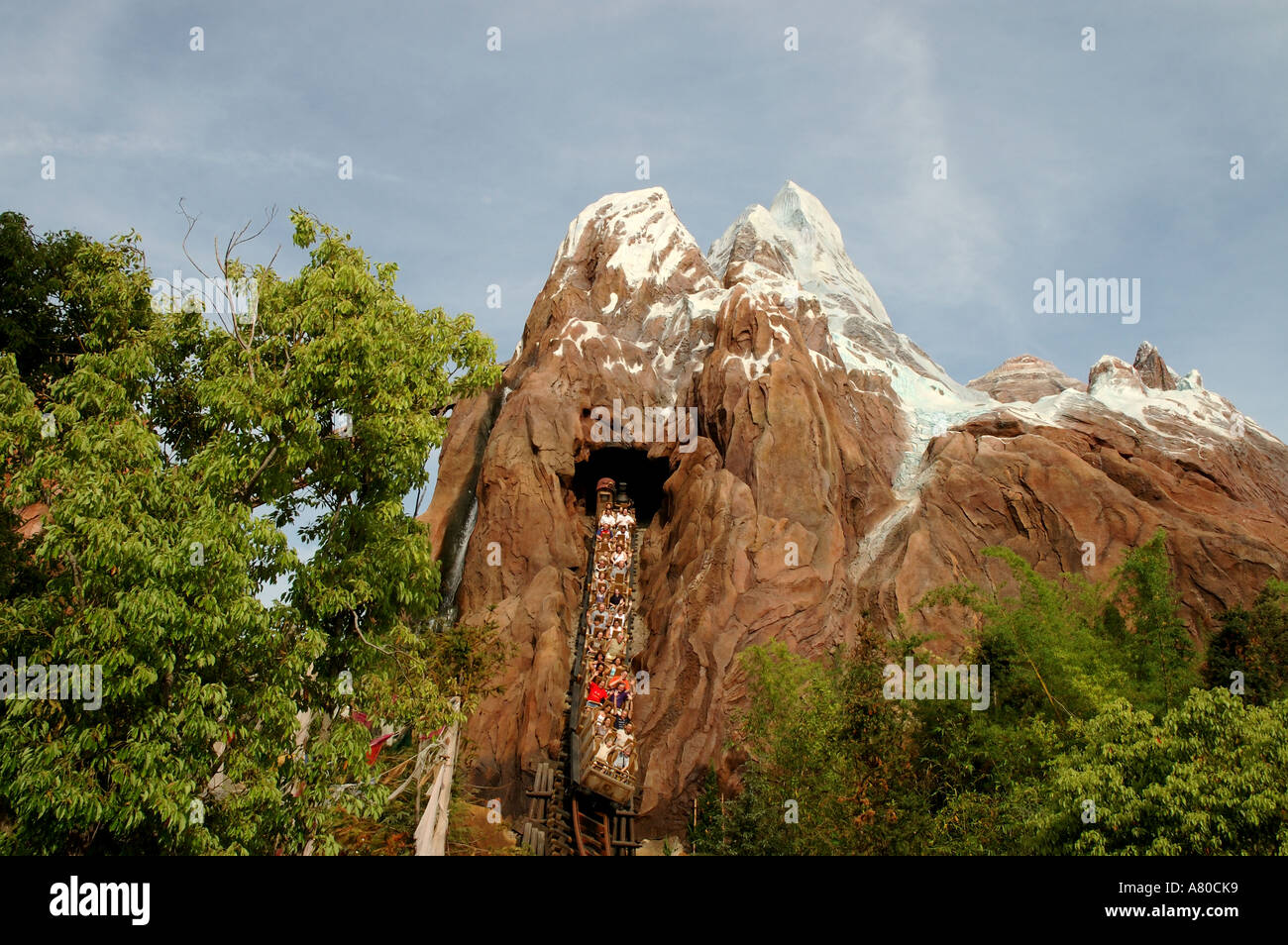 Walt Disney World Expedition Everest Berg-und Talfahrt Stockfoto