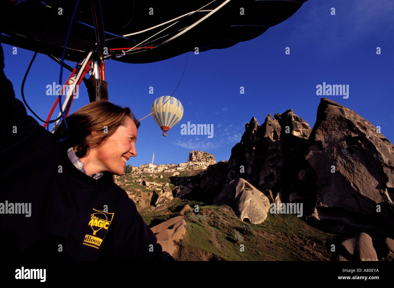 Türkei, überfliegen Cappadoce im Heißluftballon, Kaili Kidner, Heißluft-Ballon-pilote Stockfoto