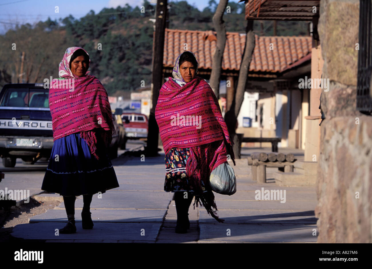 Mexiko, Staat Chihuahua Creel Dorf, Tarahumara-Indianer Stockfoto