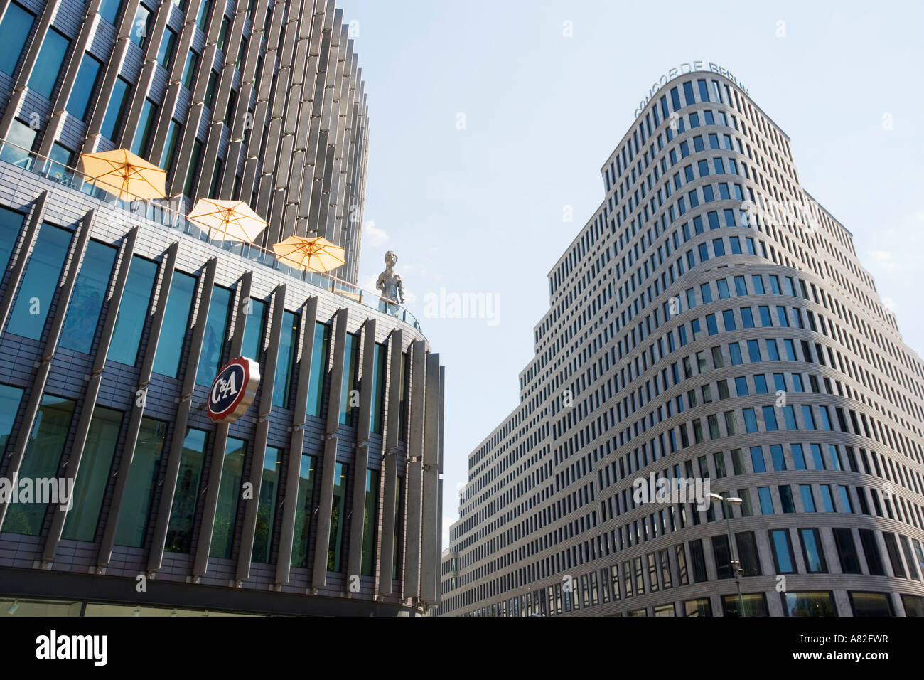 C A Gebäude und Concorde Hotel am Kurfürstendamm in Berlin Deutschland Stockfoto
