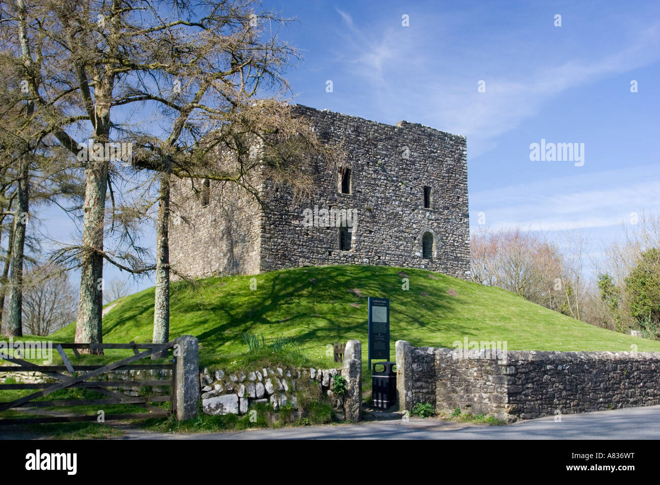 Lydford Schloss und ehemaliges Gefängnis Haus in Lydford Dorf Devon UK Stockfoto