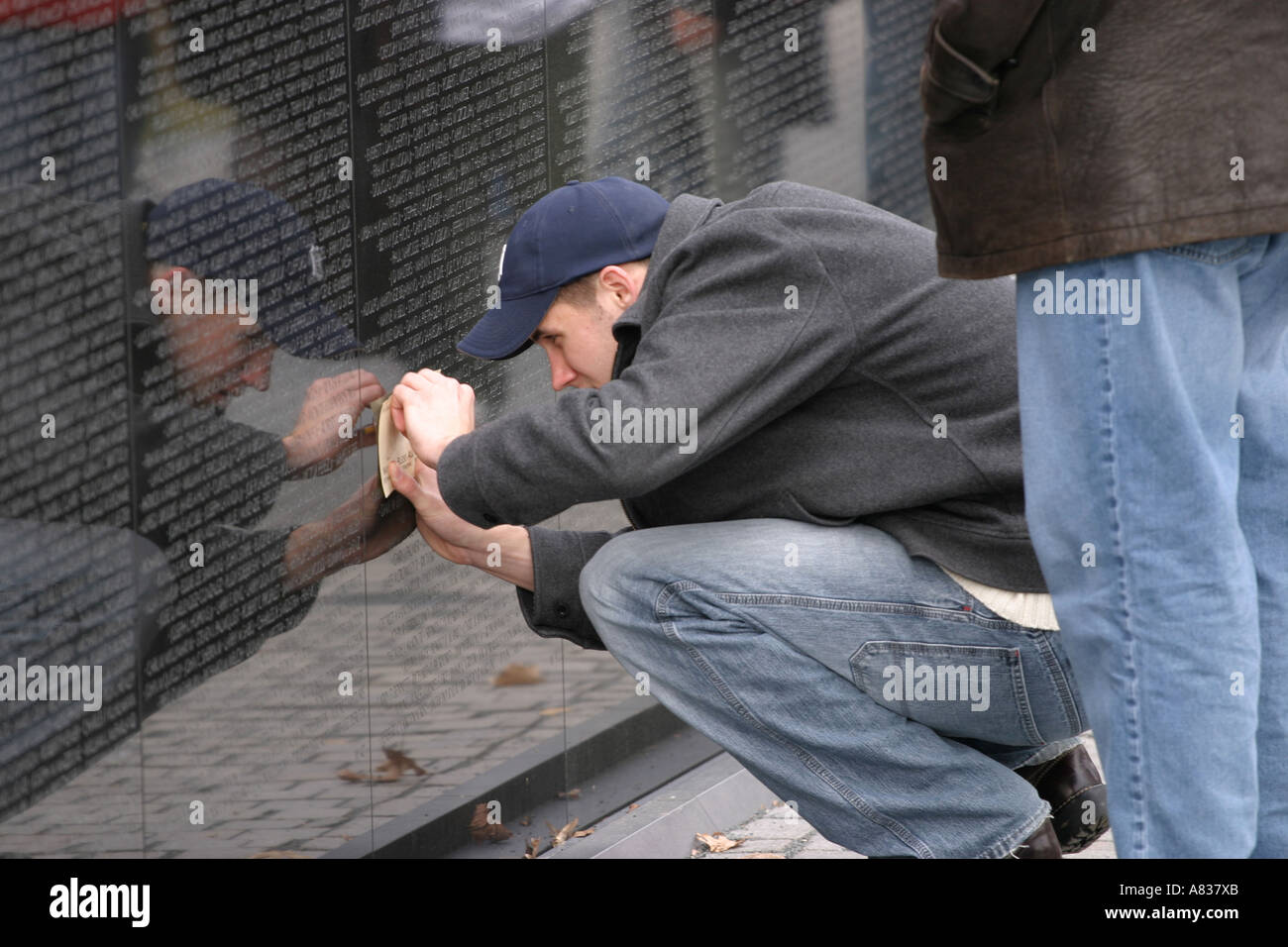 Herstellung reiben an National Vietnam War Memorial Washington DC Stockfoto