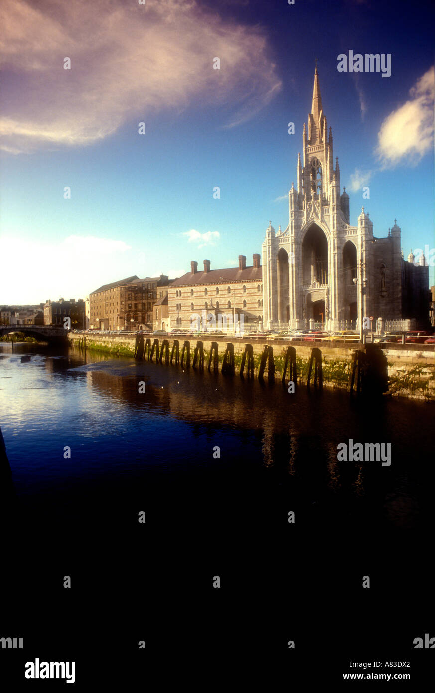 Str. Colmans Kathedrale in Cork im Süden Irlands County Cork Stockfoto