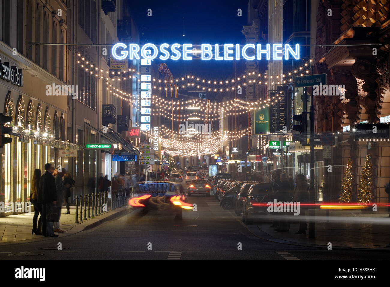 Weihnachtsdekoration Fur Die Shopping Strasse Grosse Bleichen In Der Innenstadt Von Hamburg Deutschland Stockfotografie Alamy