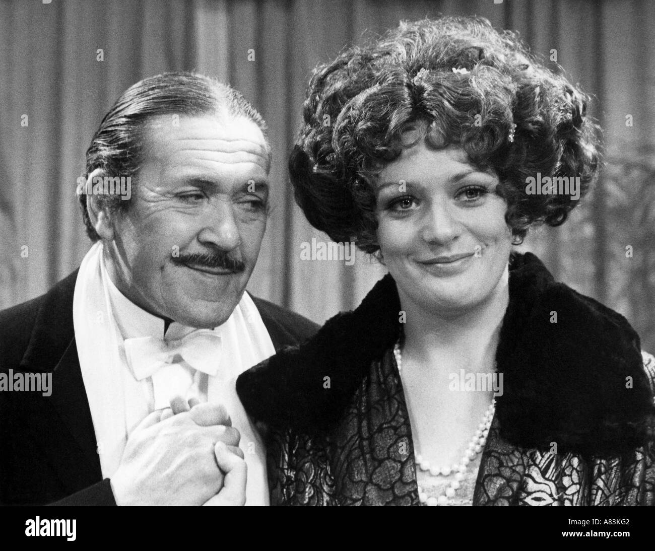 CARRY ON Lachen 1975 UK TV Serie basiert auf der Carry On-Filme - siehe Beschreibung unten Stockfoto