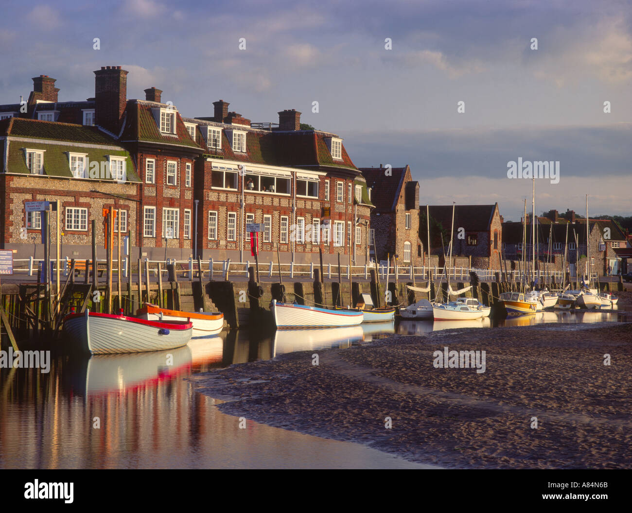 Ebbe bei Blakeney Kai Norfolk England UK Stockfoto