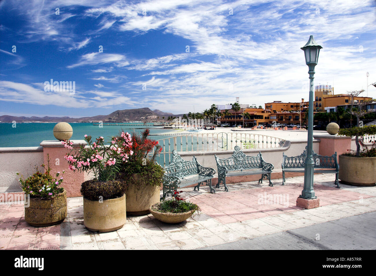 Blick auf die Küste Meer von Cortez entlang des Malecon in La Paz, Mexiko Stockfoto