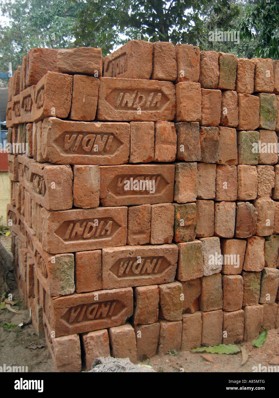 Indien Bausteine außerhalb einer Fabrik in Patna, Bihar, Indien. Stockfoto