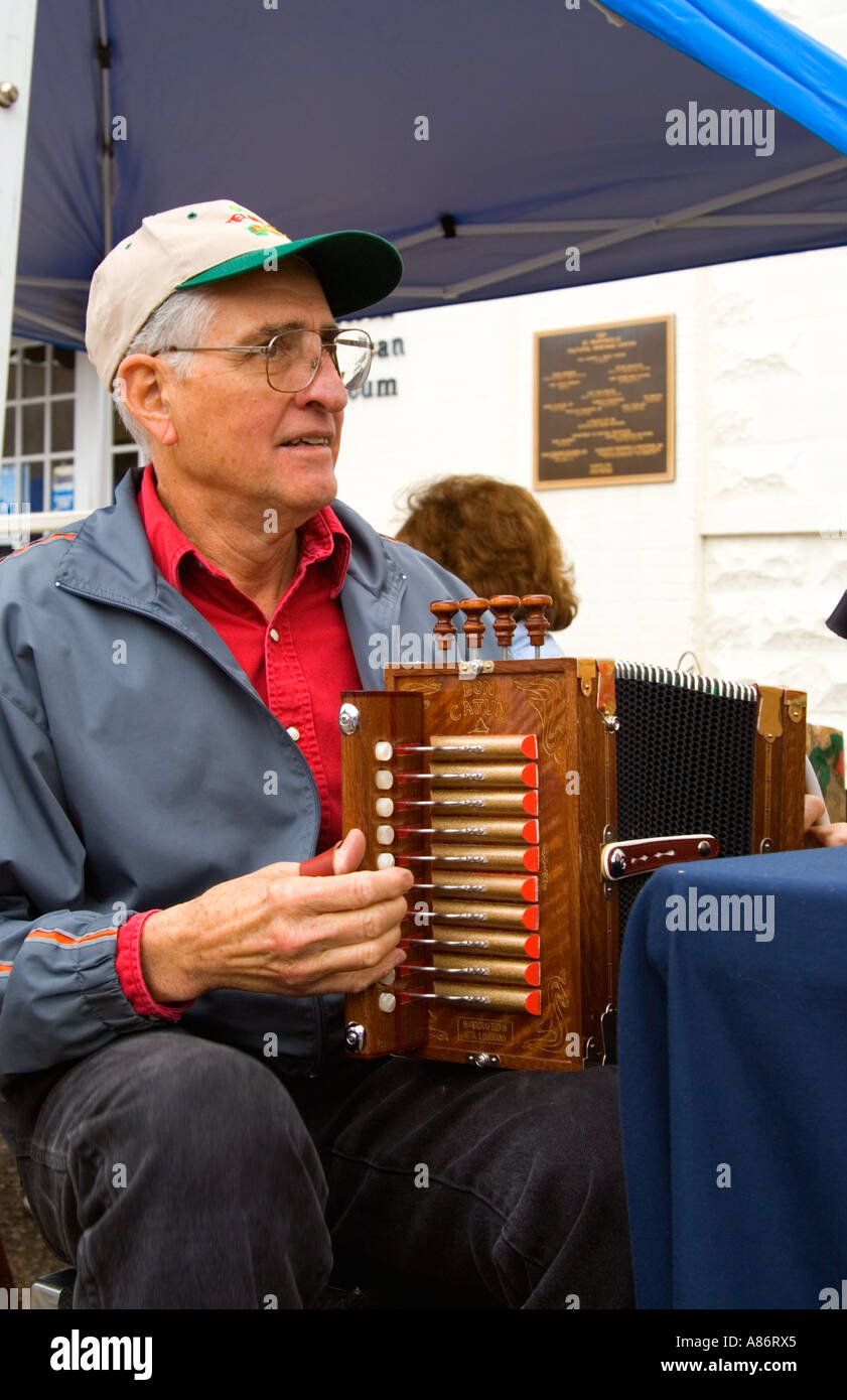 Larry Miller AkkordeonGenerator und Musiker, Bon Tee Cajun Akkordeon