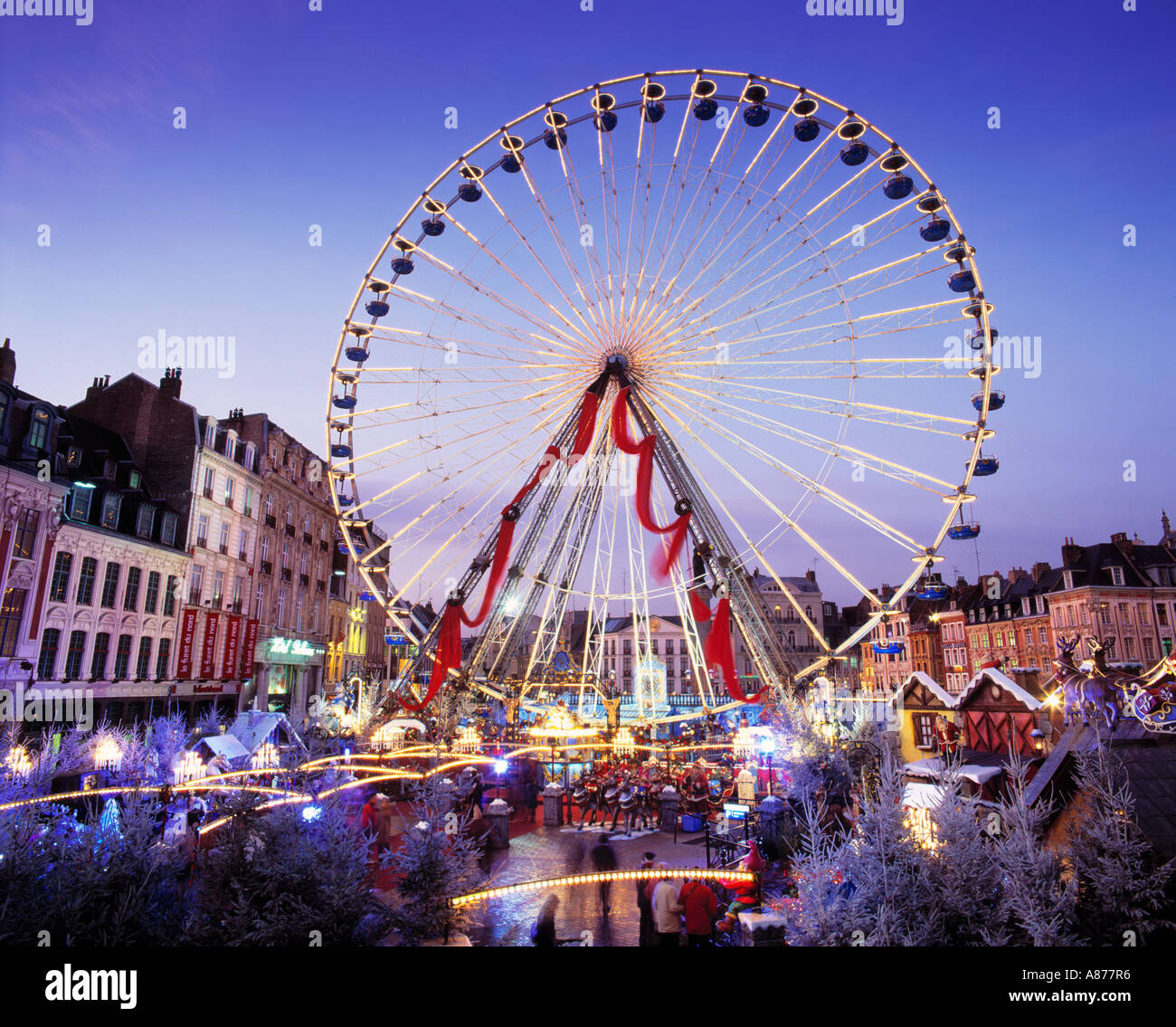 FRANKREICH LILLE WEIHNACHTEN MARKT BIG WHEEL Stockfoto