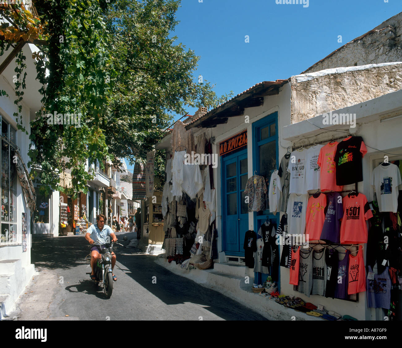 Geschäfte in den Berg Dorf Kritsa, in der Nähe von Agios Nikolaos, Nordostküste, Kreta, Griechenland Stockfoto