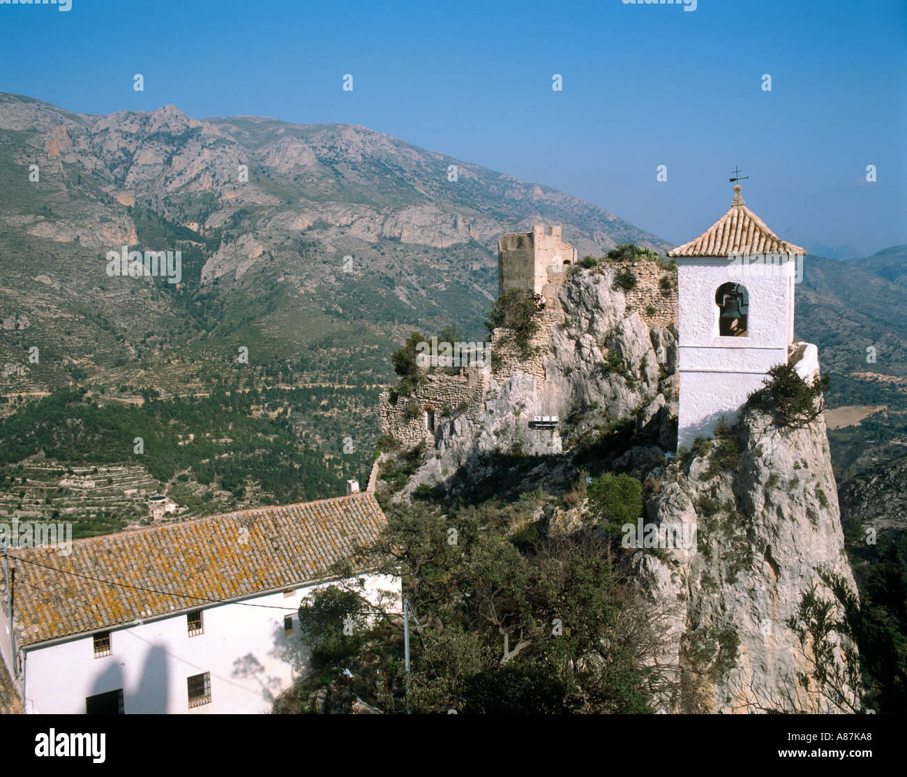 Maurische Berggipfel Dorf von Guadalest in der Nähe von Benidorm, Costa Blanca, Spanien Stockfoto