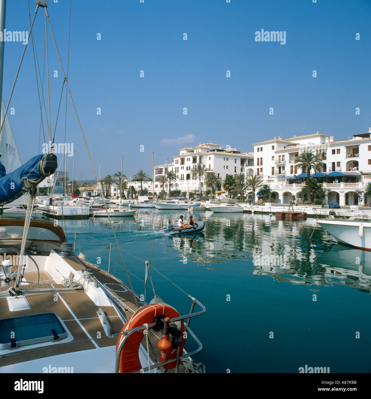 Yachthafen von Puerto De La Duquesa, in der Nähe von Estepona, Costa Del Sol, Andalusien, Spanien Stockfoto