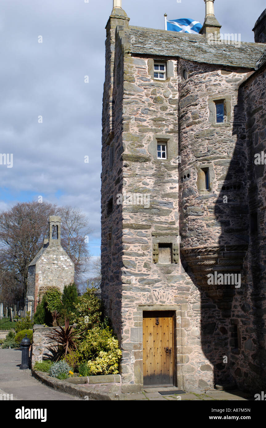 Fordyce Burg Grampian befindet sich im Zentrum von Fordyce Dorf wird oft übersehen von Besuchern nach Schottland Stockfoto