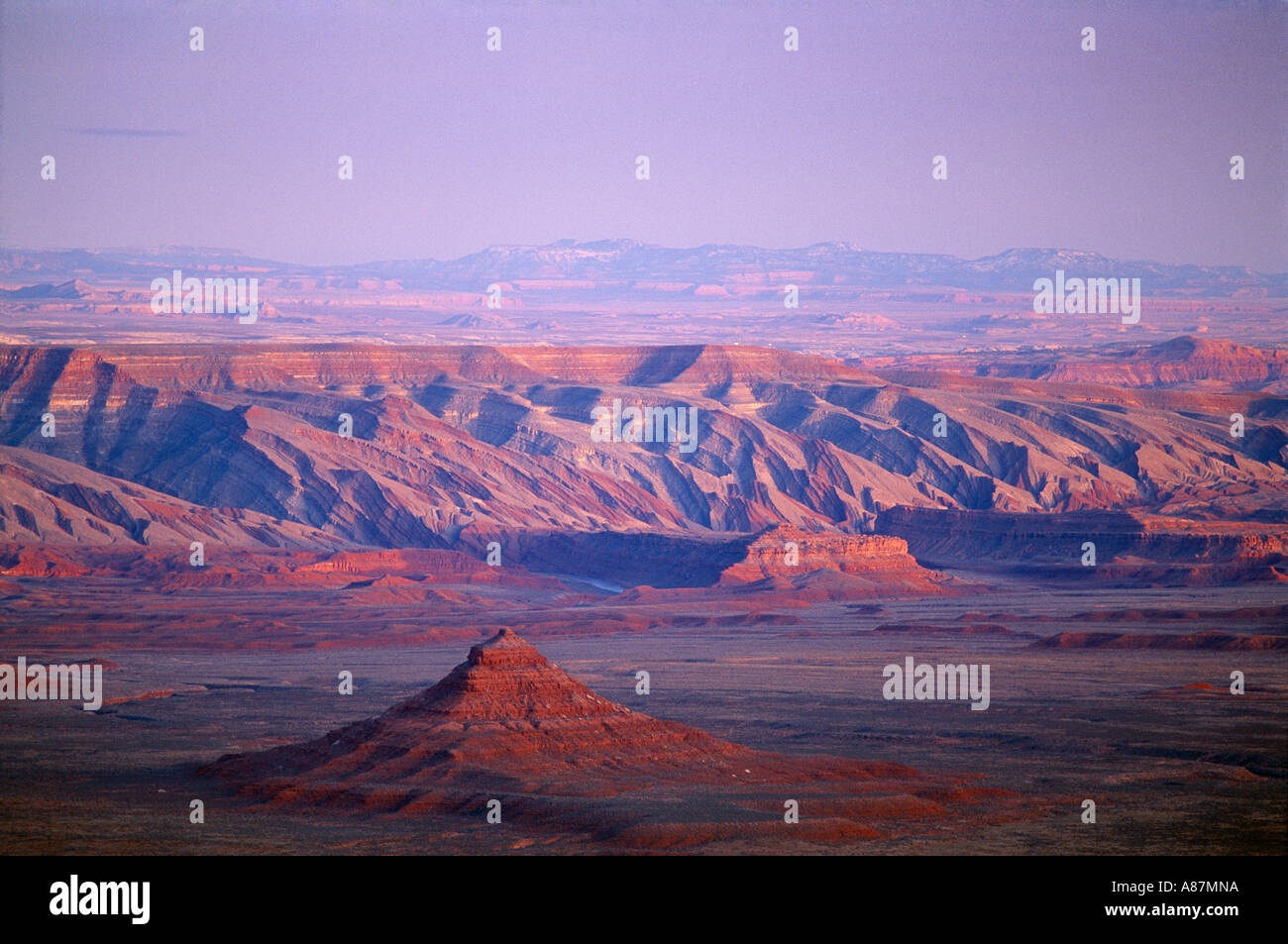 Wüste in der Nähe von Mexican Hat Utah USA Stockfoto