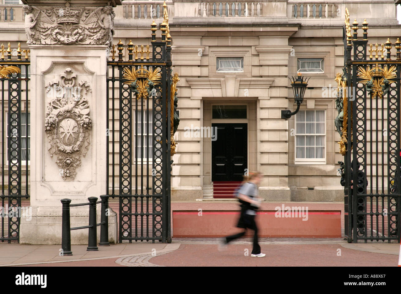 Tore des Buckingham Palace 5 Stockfoto