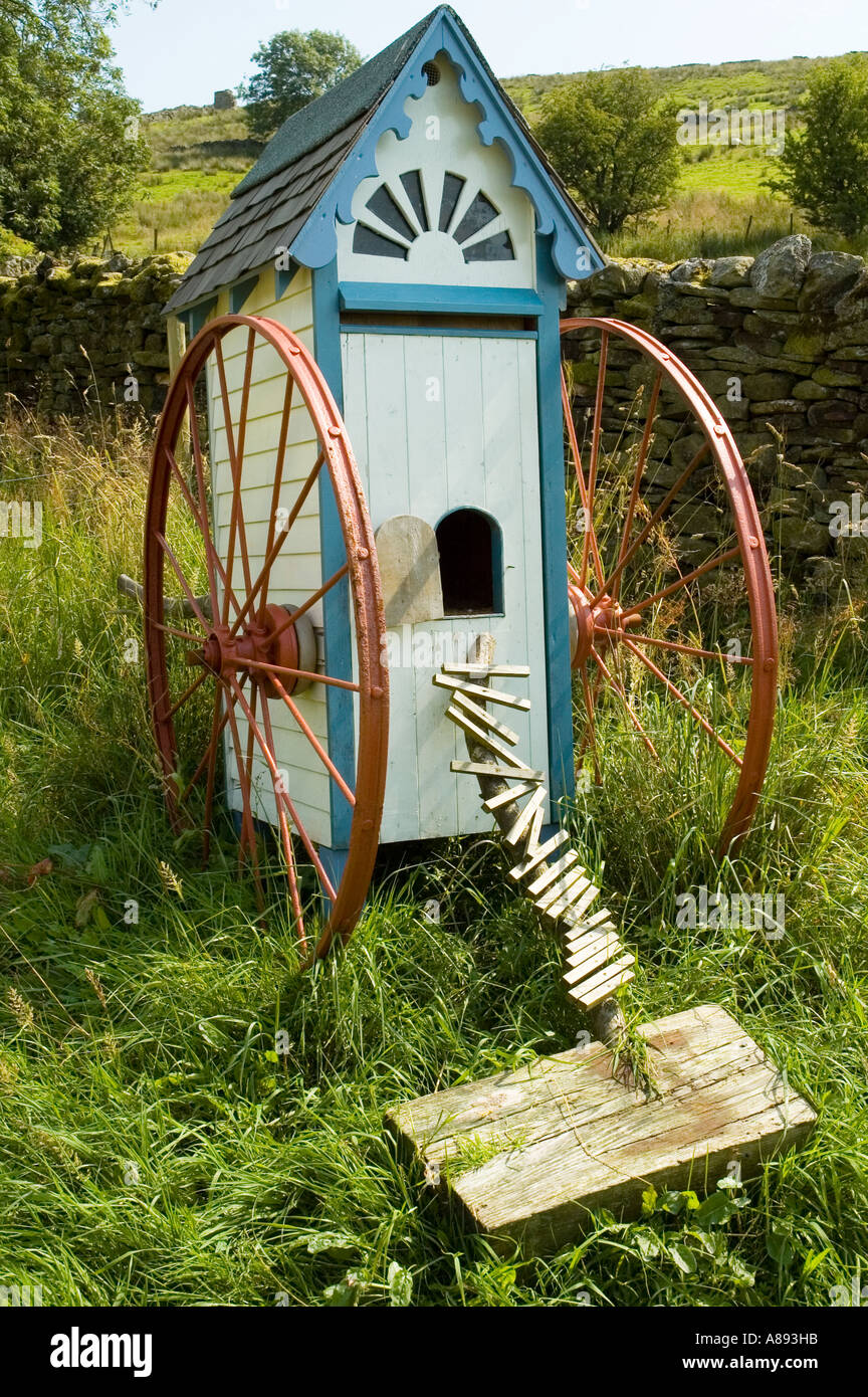 Bewegliches hühnerstall -Fotos und -Bildmaterial in hoher Auflösung – Alamy