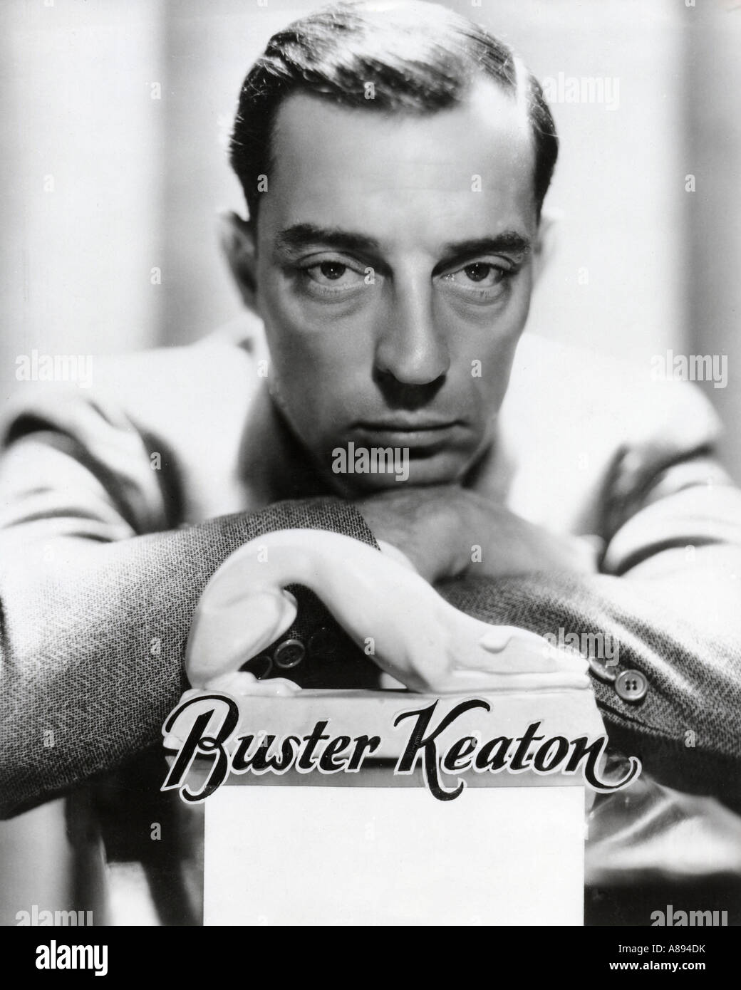 Buster Keaton Trug Diesen Flachen Hut Buster keaton buster keaton -Fotos und -Bildmaterial in hoher Auflösung