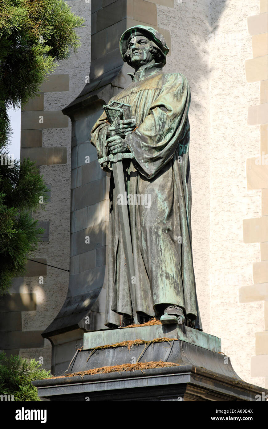 Denkmal Ulrich Zwinglis Limmat Quai Zürich Schweiz Stockfoto