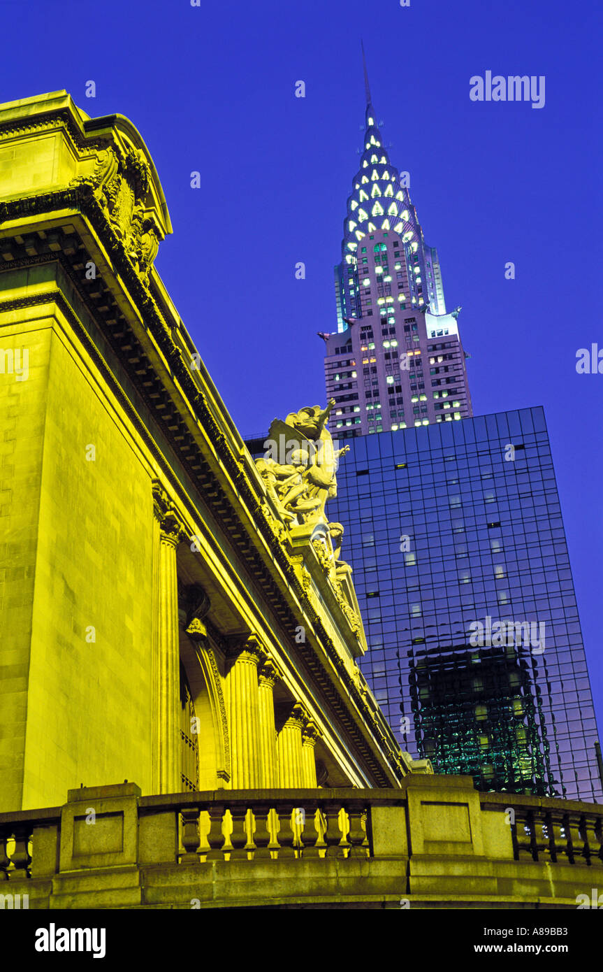 USA New York New York City Chrysler Building und Grand Central Station in der Abenddämmerung Stockfoto