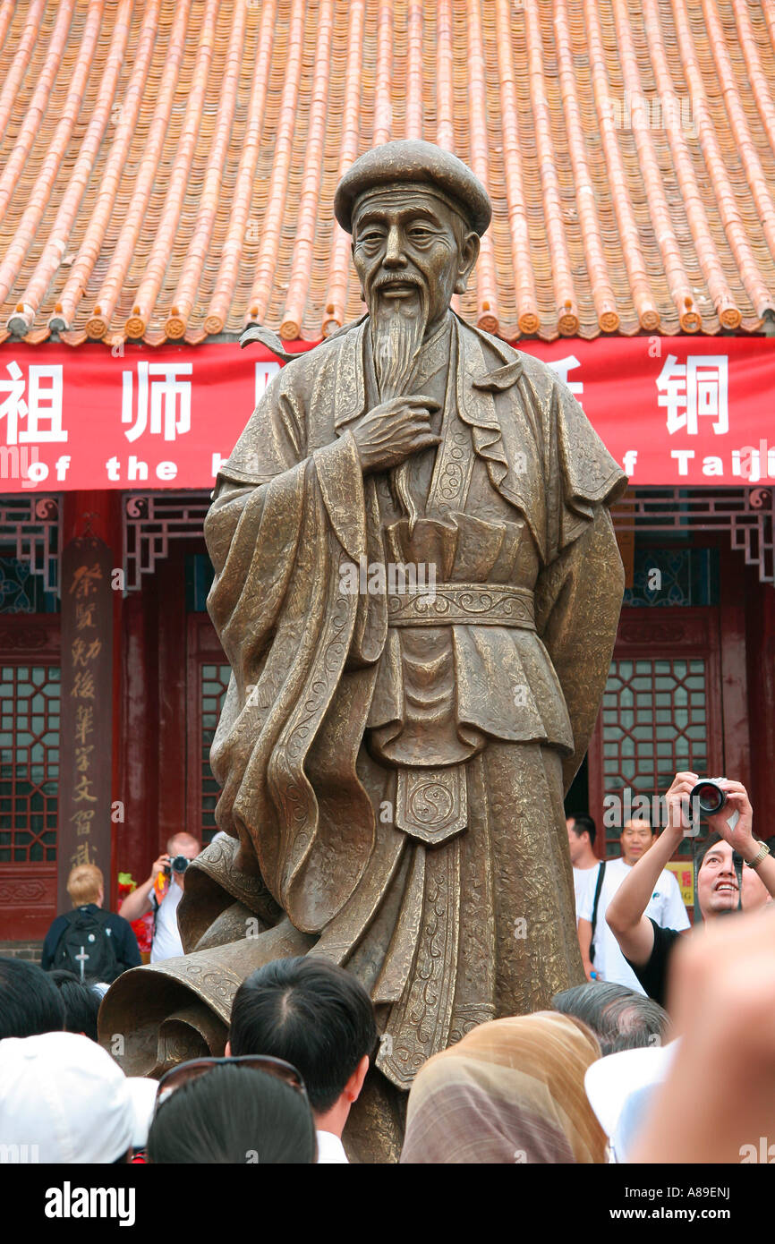 Enthüllung der Bronzestatue Chen wollen in Chenjiagou, China Stockfoto