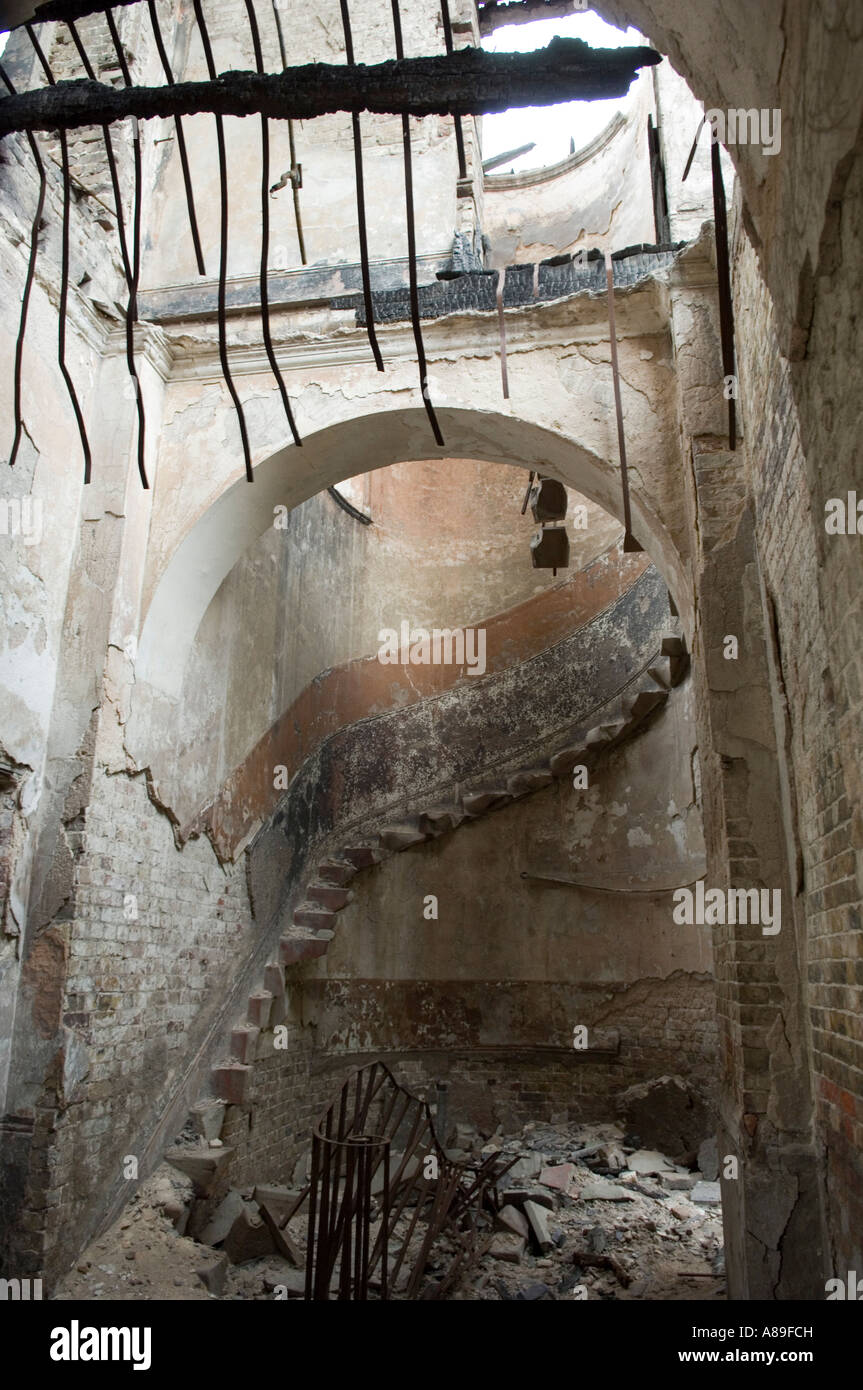 Abgerissenen Gebäude innen Stockfoto