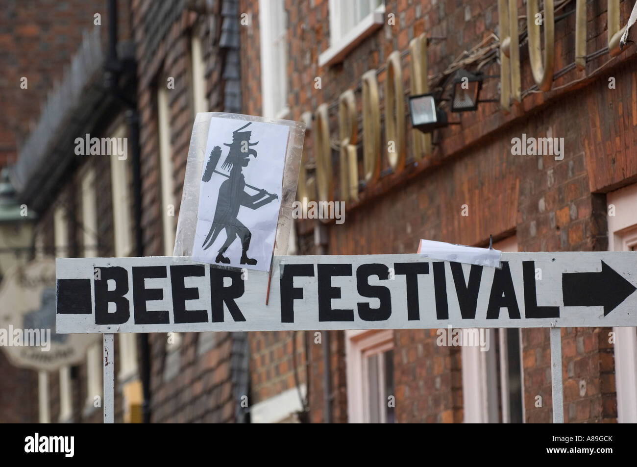Beer Festival Zeichen an der Rochester Sweeps Festival, England Stockfoto