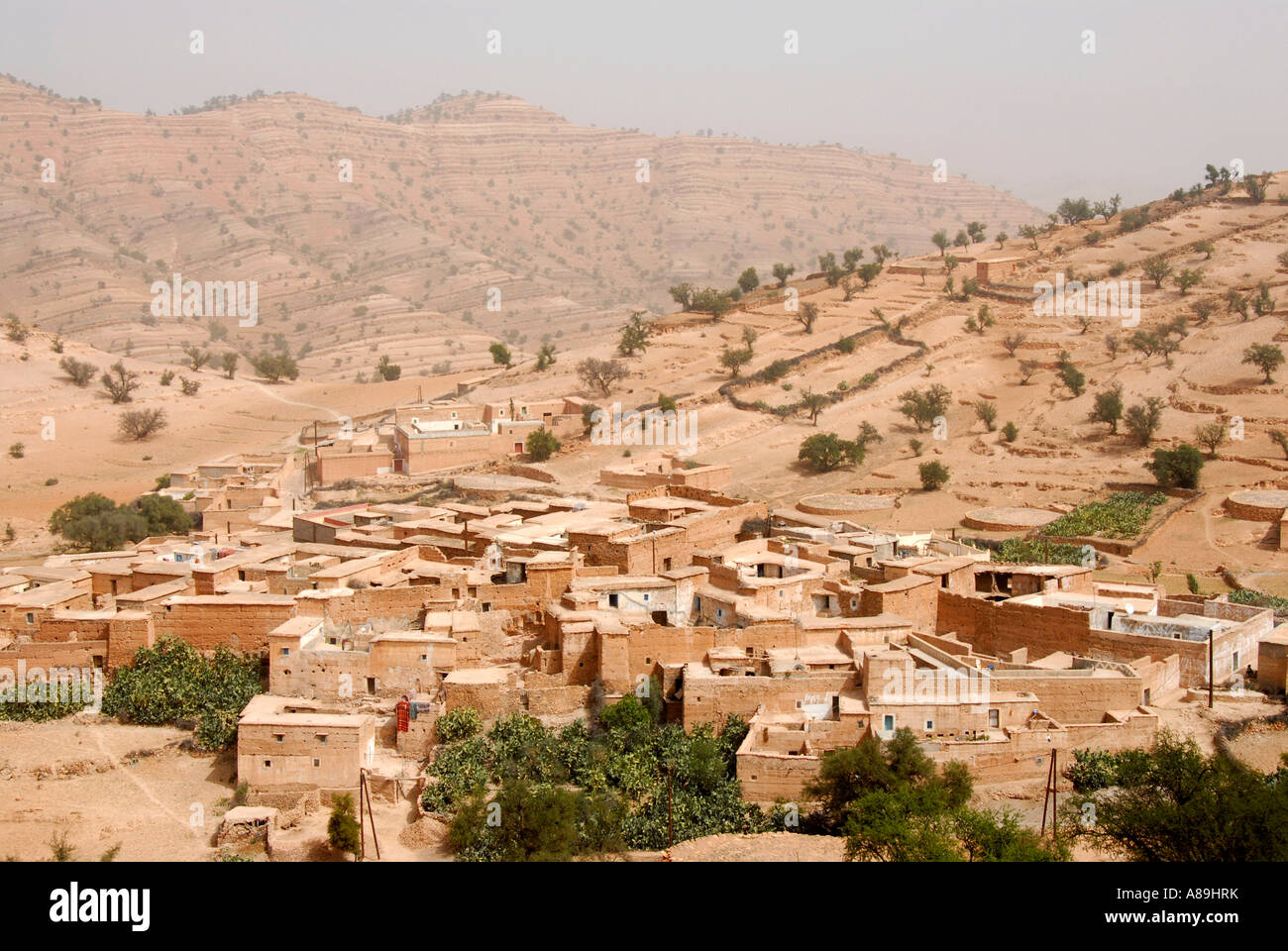Dorf an einem Hang Anti Atlas südwestlichen Marokko Stockfoto