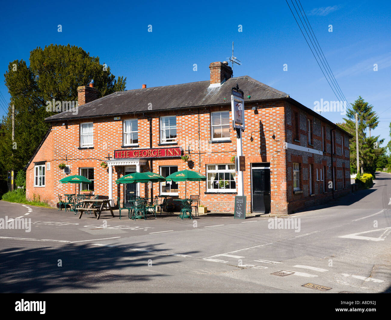 Das George Inn Pub in St Mary Bourne in der Nähe von Andover Hampshire UK Stockfoto