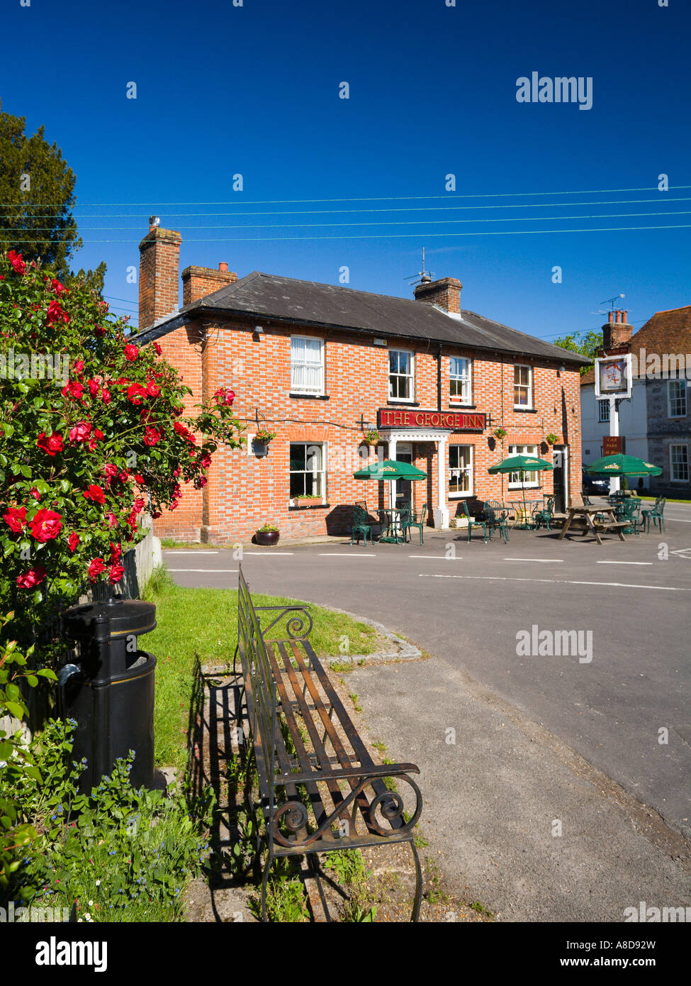 Das George Inn Pub in St Mary Bourne in der Nähe von Andover Hampshire UK Stockfoto