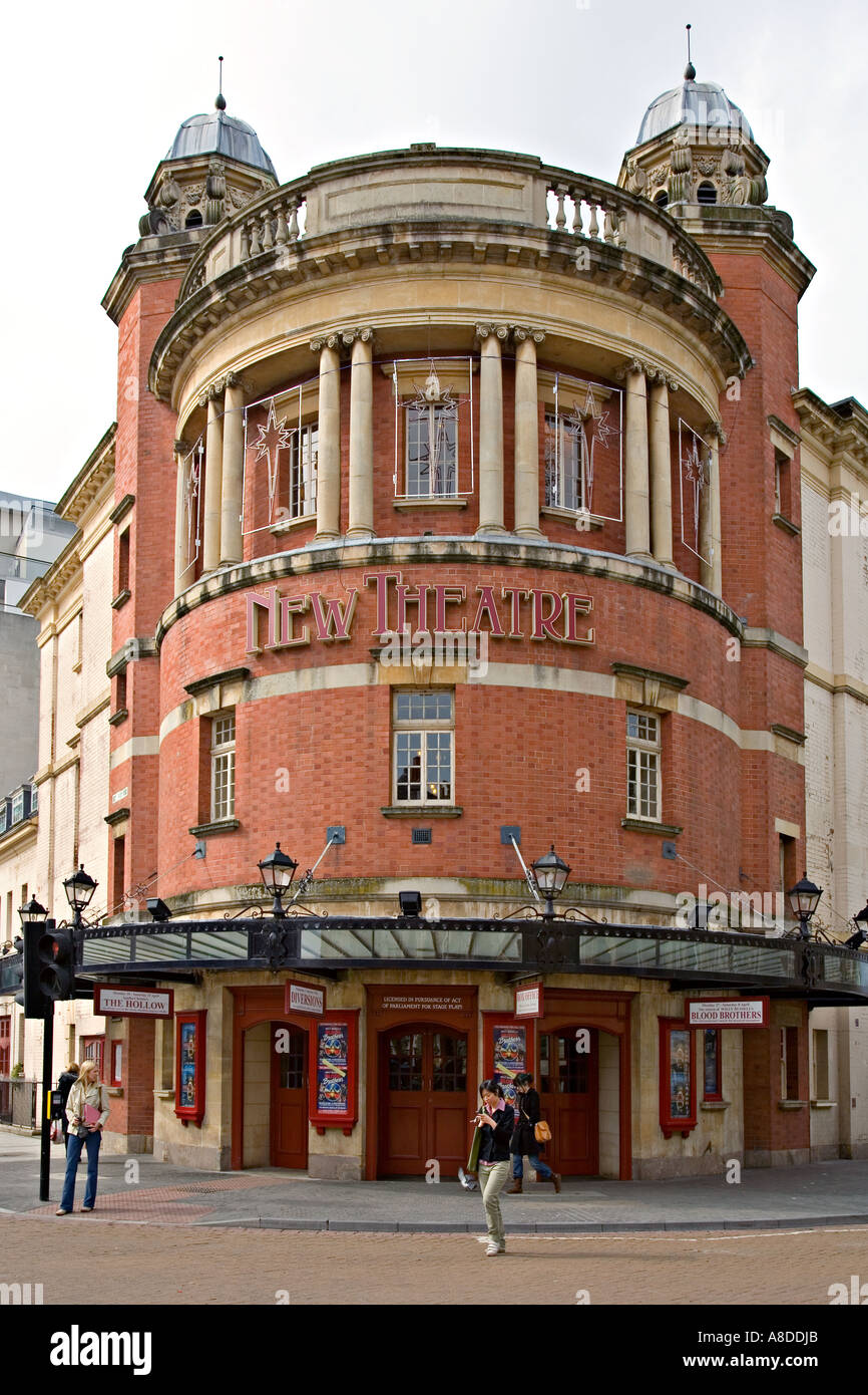 Fassade des neuen Theaters Cardiff Wales UK Stockfoto