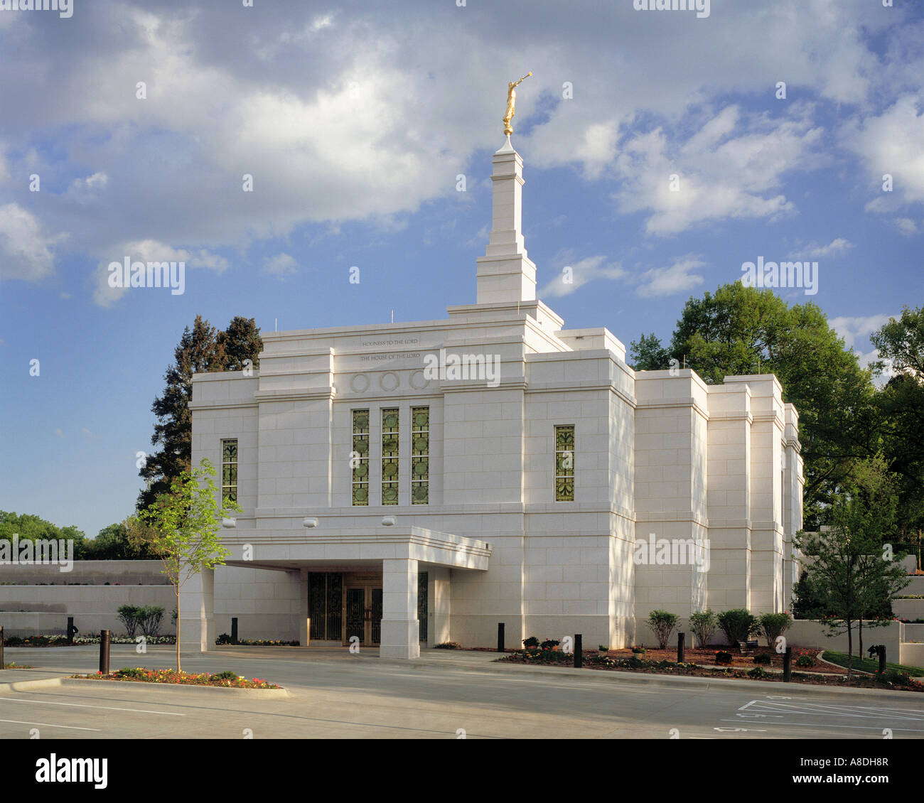 Die Kirche Jesu Christi der Heiligen der letzten Tage Winter Quarters Tempel in Florenz, Nebraska im Frühjahr Stockfoto