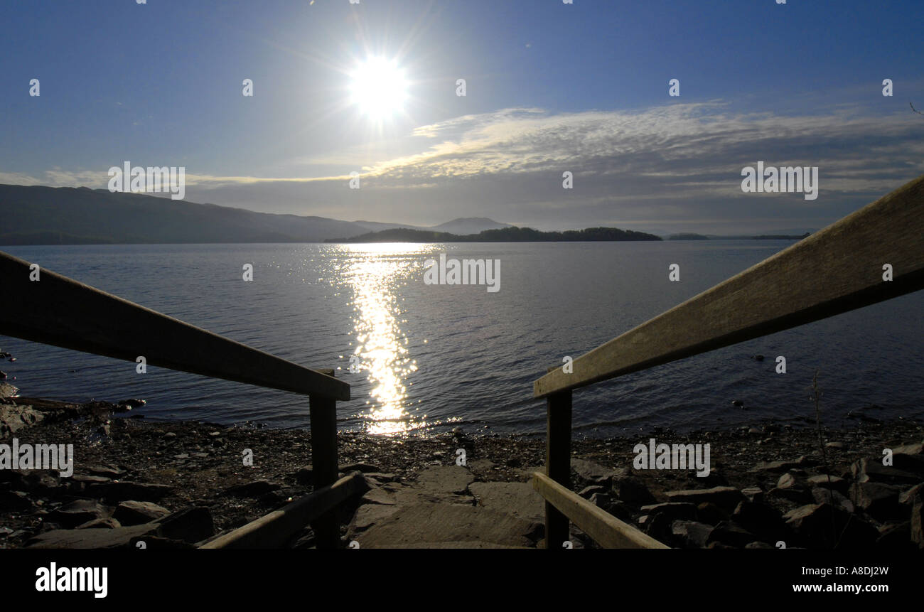 SONNENSCHEIN ÜBER LOCH LOMOND,SCOTLAND.UK Stockfoto