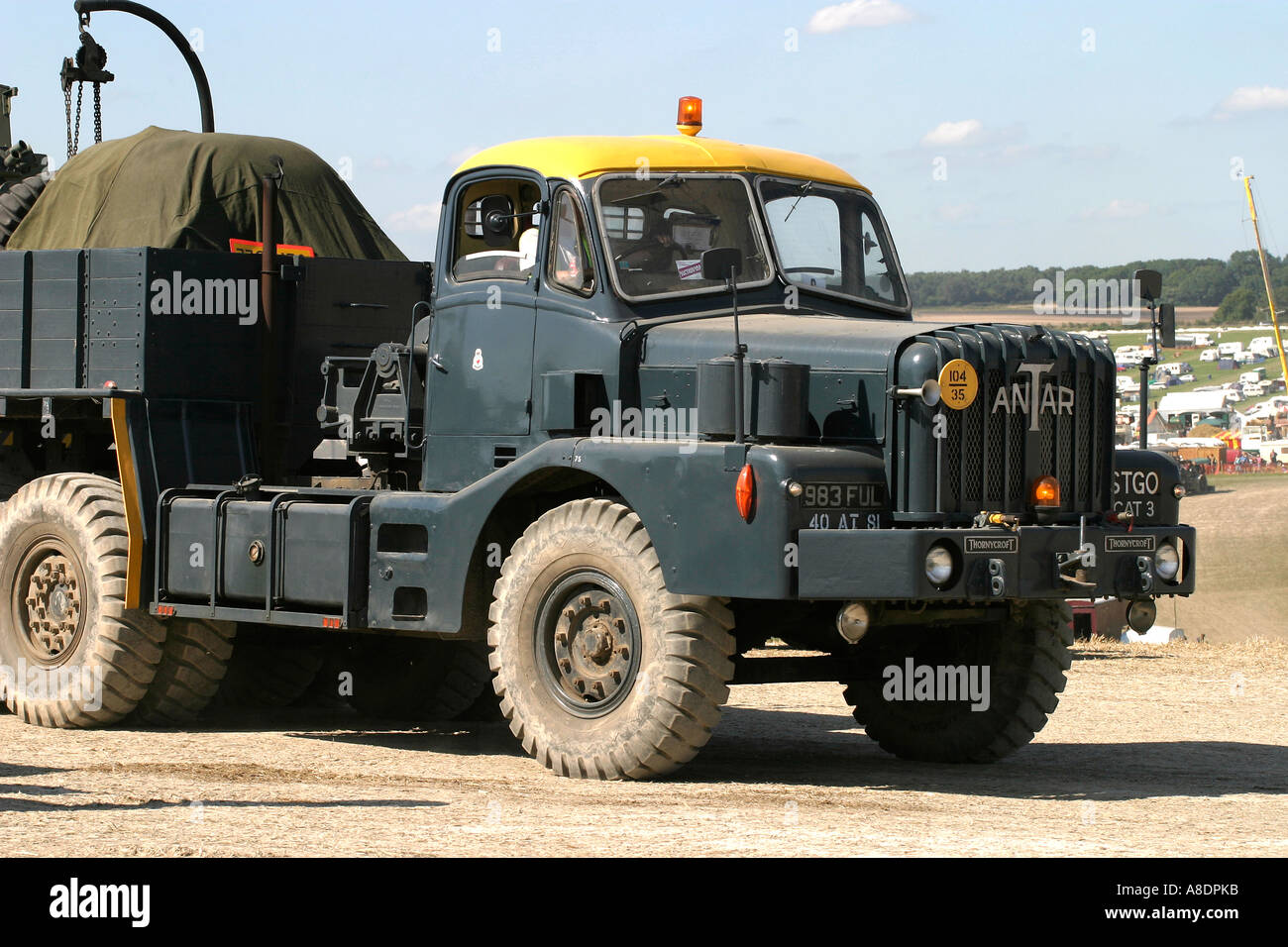 1960 Thornycroft Antar Traktor, 30 Tonnen, 6 x 4 Panzertransporter an der Dorset Steam Fair, England, UK. Stockfoto