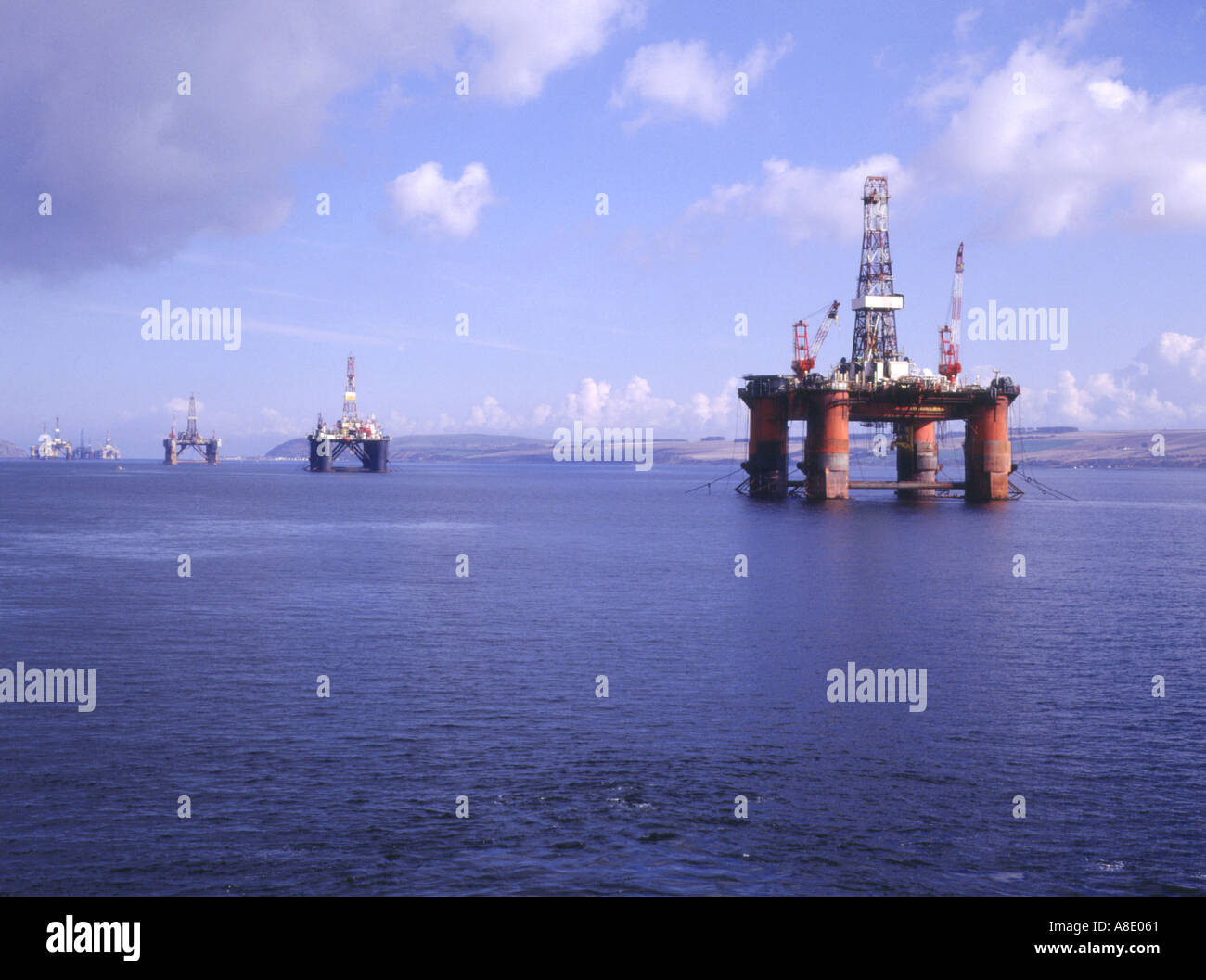 dh-Bohrinsel CROMARTY FIRTH ROSS CROMARTY Ölplattformen aus Invergordon Schottland uk Nordsee-Plattform Stockfoto