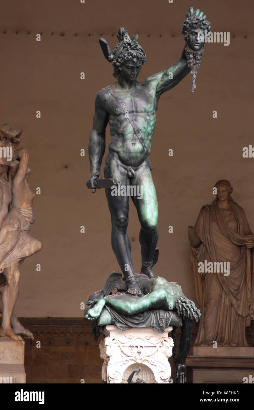 Statua di perseo a firenze Fotos und Bildmaterial in hoher Auflösung