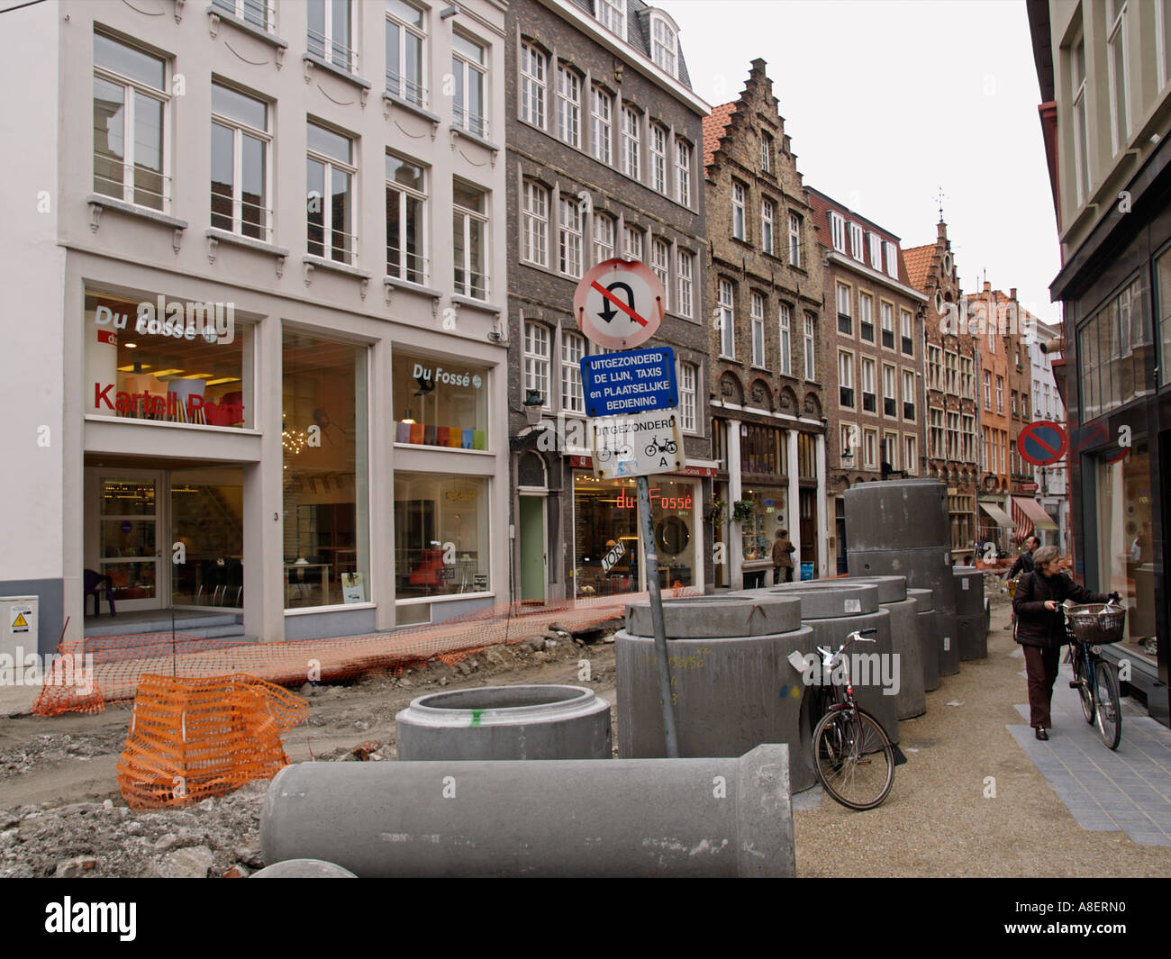 Abwasserkanal saniert im historischen Stadtzentrum von Brügge Brügge Belgien Stockfoto