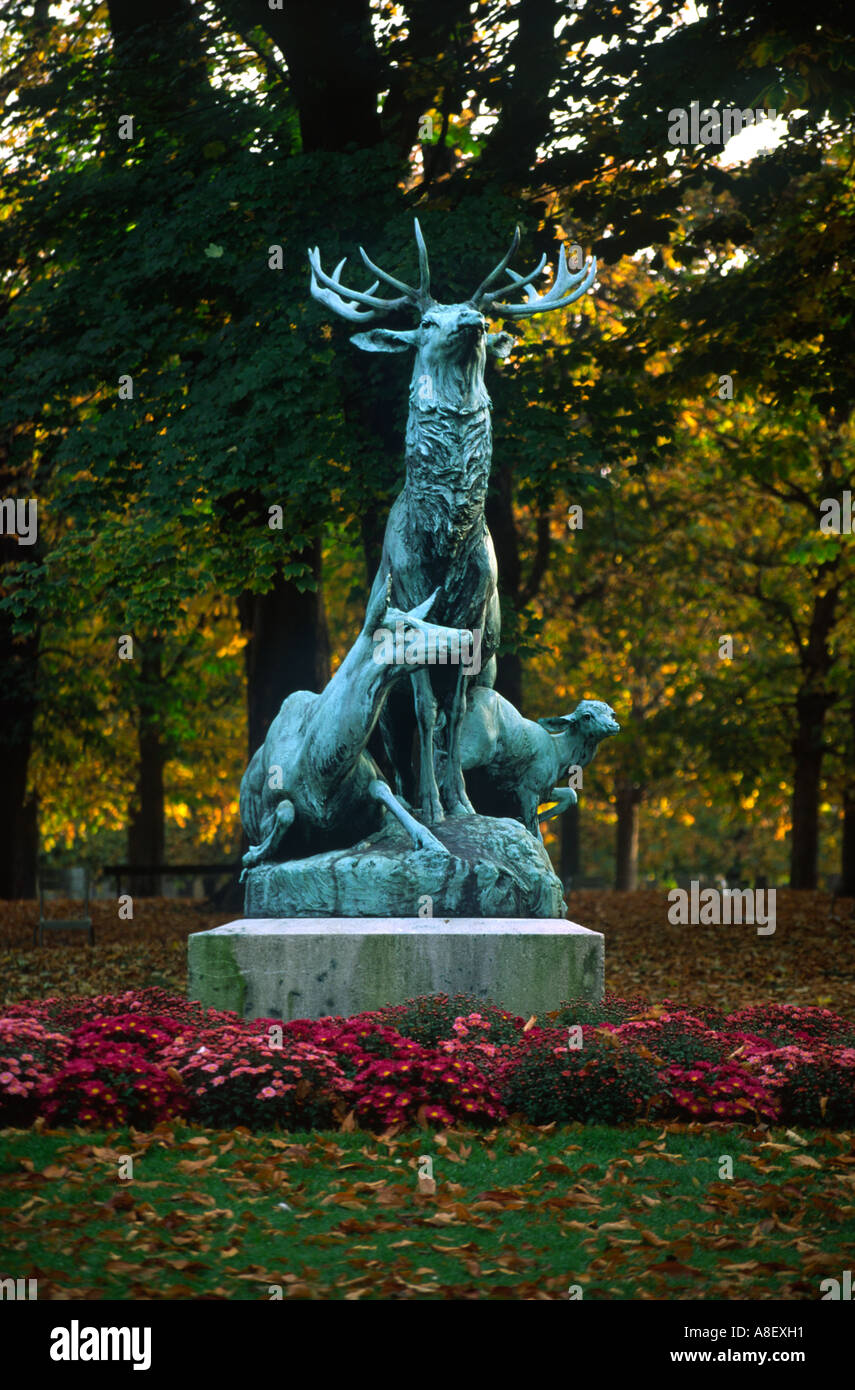 Harde de Cerfs Statue von Arthur Jacques Leduc (1848-1918), Jardin du Luxembourg, Paris, Frankreich Stockfoto