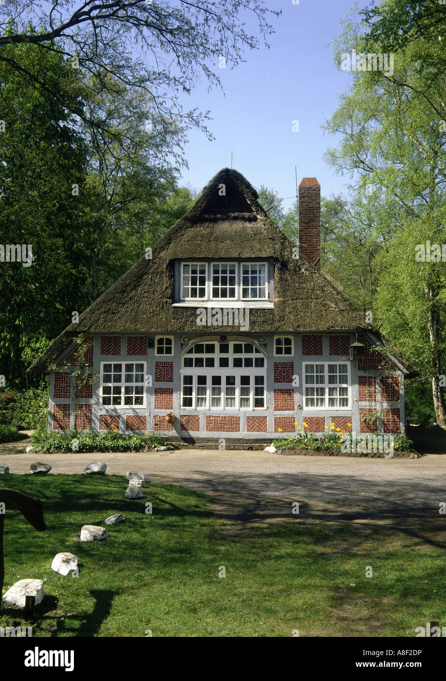 "Geographie / Reisen, Deutschland, Niedersachsen, Worpswede, Gebäude, alte Fachwerkhaus, Strohdach,"Haus Im Schluh", außen Stockfoto