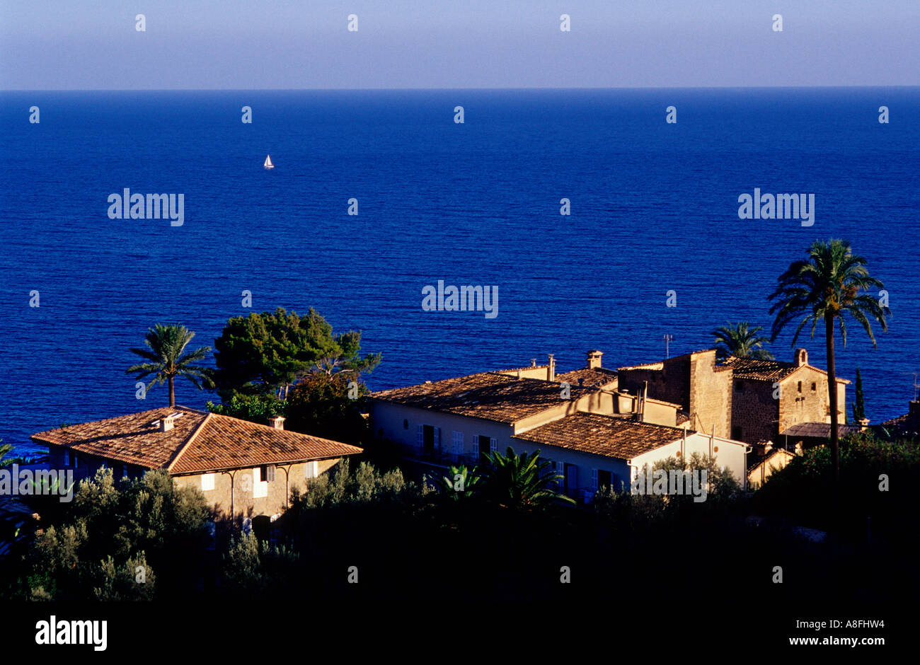 Blick auf Llucalcari Dorf in der Nähe von Deia. Mallorca, Balearen. Spanien Stockfoto