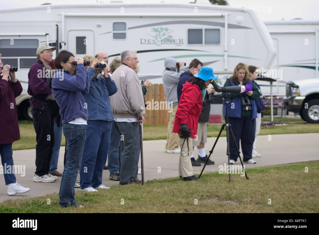 Vogelbeobachter in einen Campingplatz. Mustang Island, Texas Stockfoto