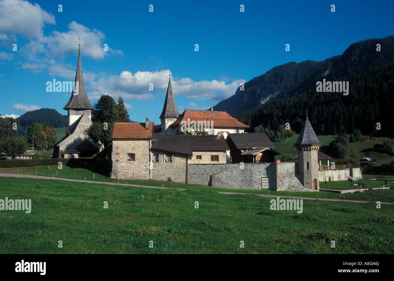 Rougemont Kloster Chateau d ' Oex Schweiz Stockfoto
