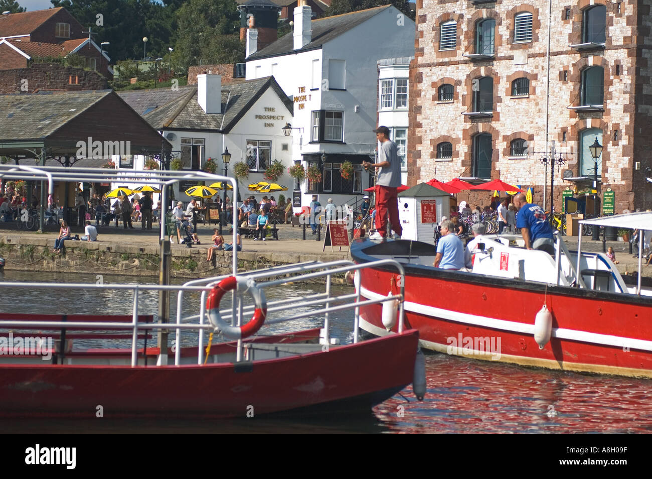 Die Fähre am Kai, Fluß Exe, Exeter, Devon. Stockfoto
