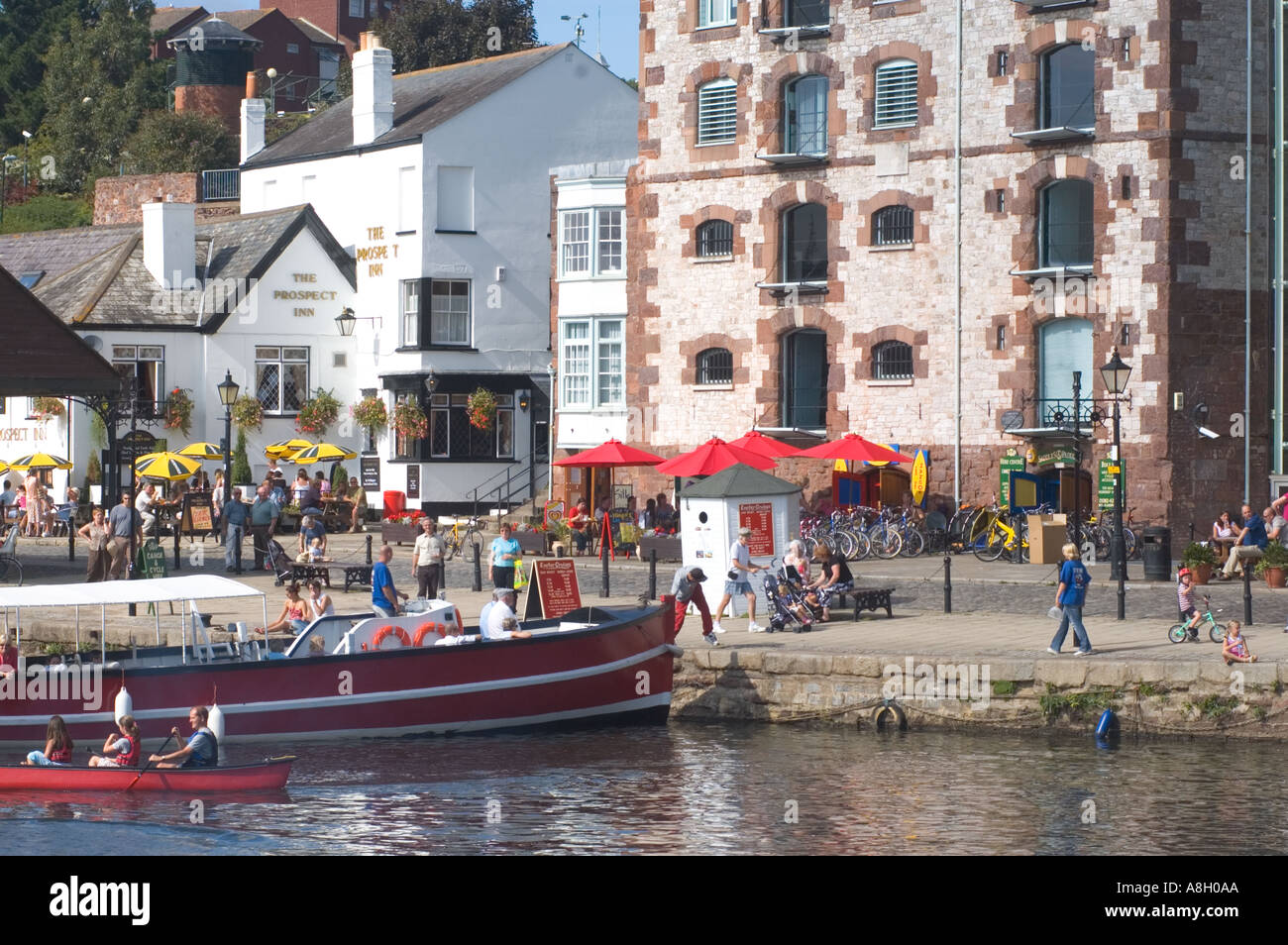 Die Fähre am Kai, Fluß Exe, Exeter, Devon. Stockfoto