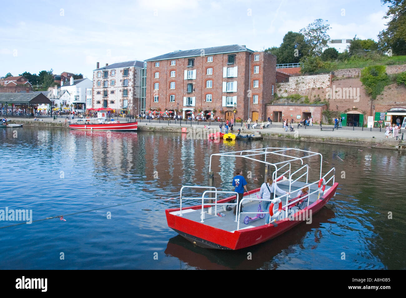 Fähre bei The Quay, Fluß Exe, Exeter, Devon. Stockfoto